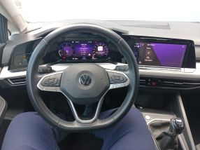 Volkswagen Golf - 2021