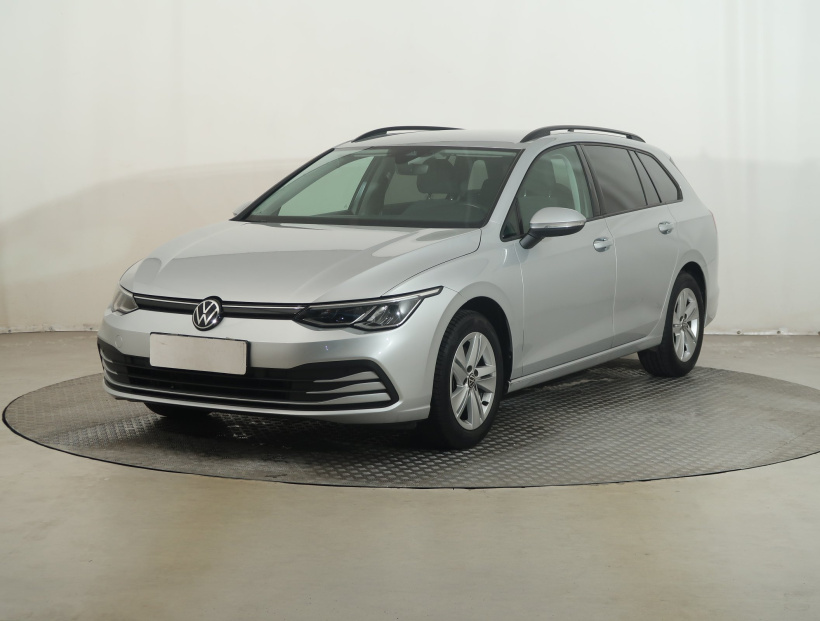 Volkswagen Golf, 2021