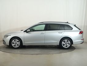 Volkswagen Golf - 2021