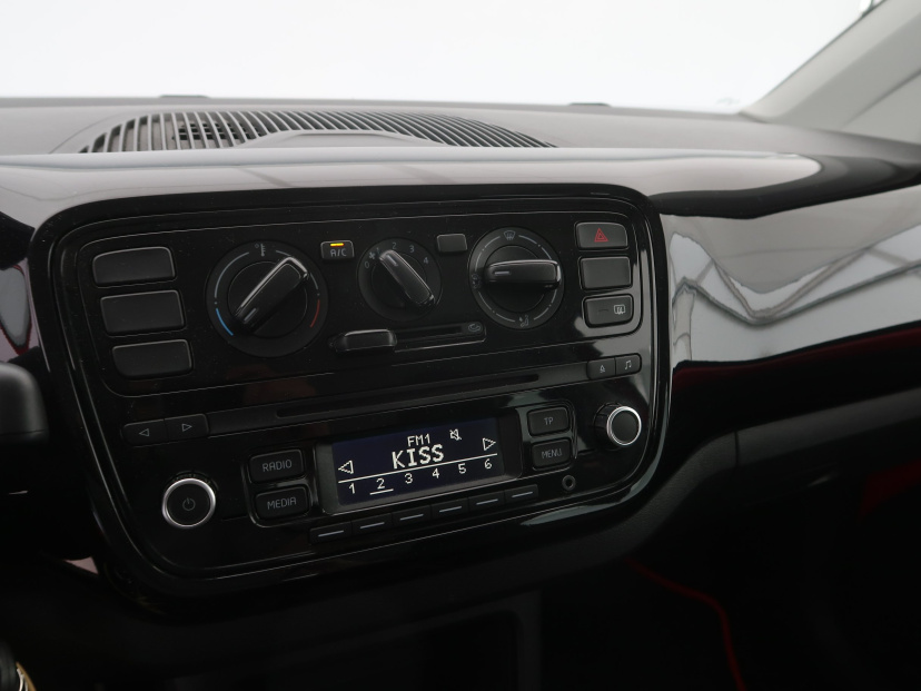 Volkswagen Up!, 2013