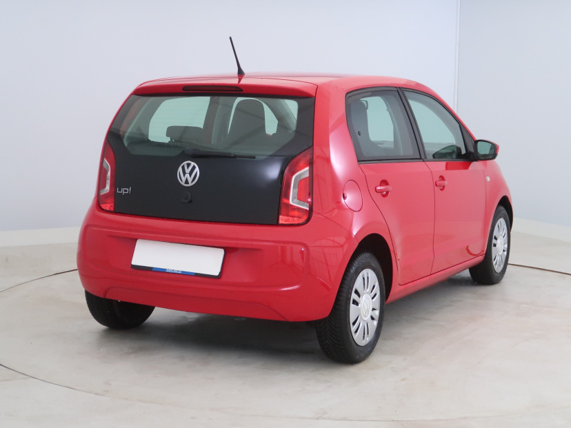 Volkswagen Up!, 2013
