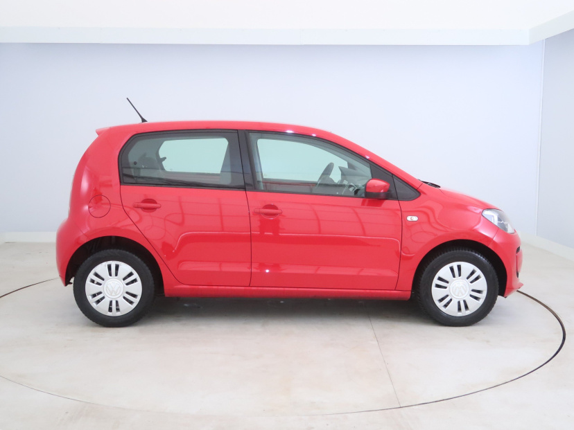 Volkswagen Up!, 2013