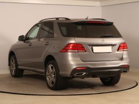 Mercedes-Benz GLE - 2016