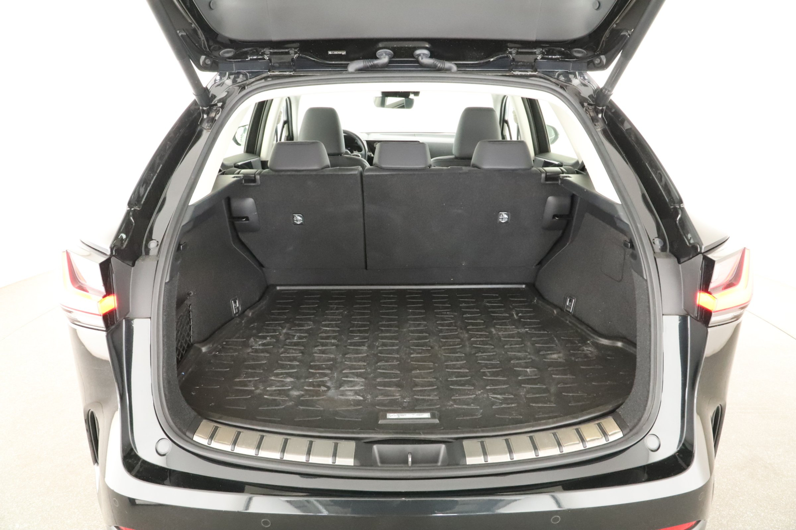Lexus NX - 2023