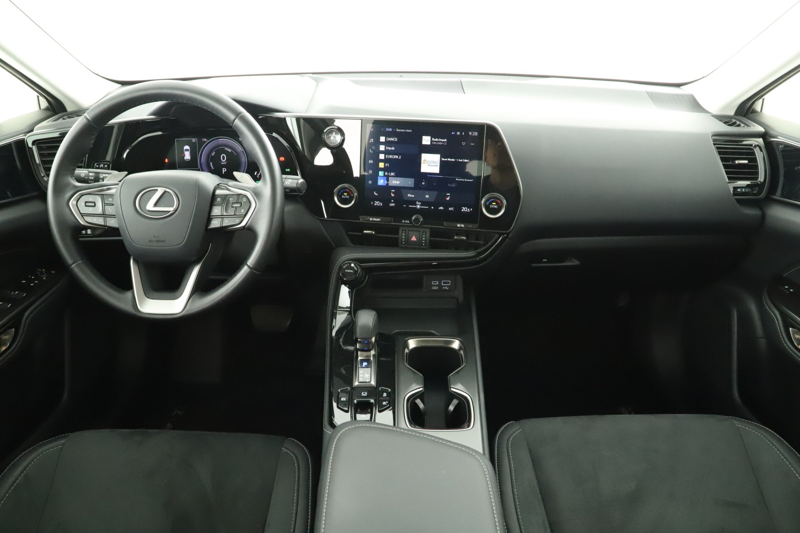 Lexus NX - 2023