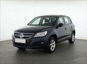 Volkswagen Tiguan - 2010