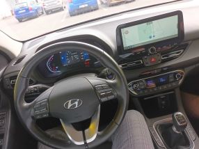 Hyundai i30 - 2021