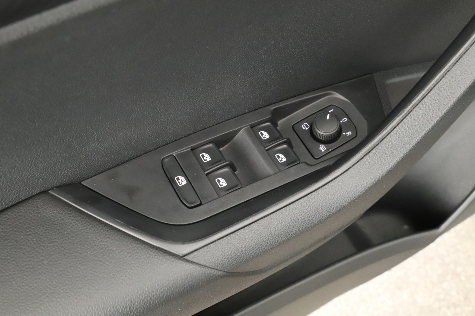 Škoda Karoq - 2023