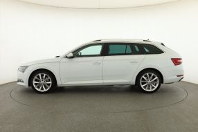 Škoda Superb - 2016
