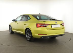 Škoda Superb - 2016