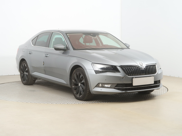 Škoda Superb 2019