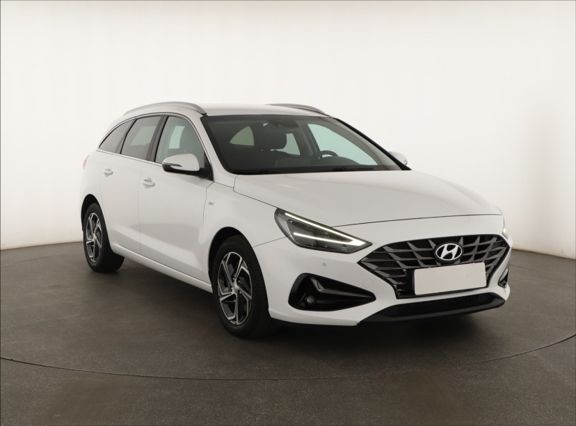 Hyundai i30, 2021
