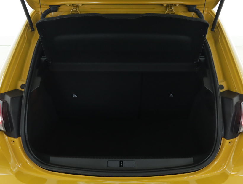 Peugeot e-208, 2021