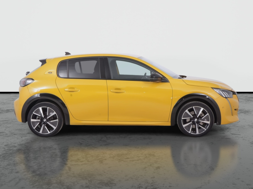 Peugeot e-208, 2021