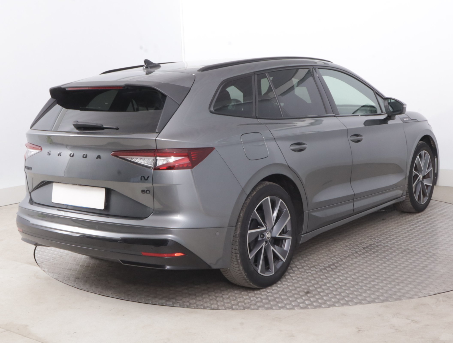 Škoda Enyaq - 2023