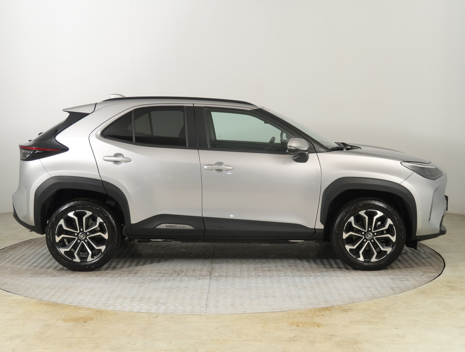 Toyota Yaris Cross - 2024