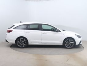 Hyundai i30 - 2023