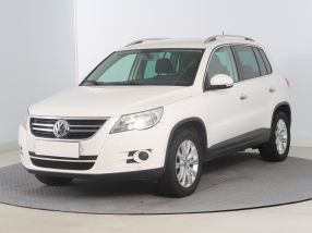 Volkswagen Tiguan - 2009