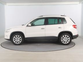Volkswagen Tiguan - 2009