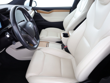 Tesla Model X - 2020