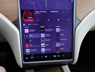 Tesla Model X - 2020