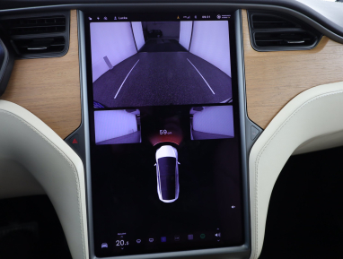 Tesla Model X - 2020