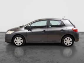 Toyota Auris - 2010