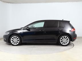 Volkswagen Golf - 2020