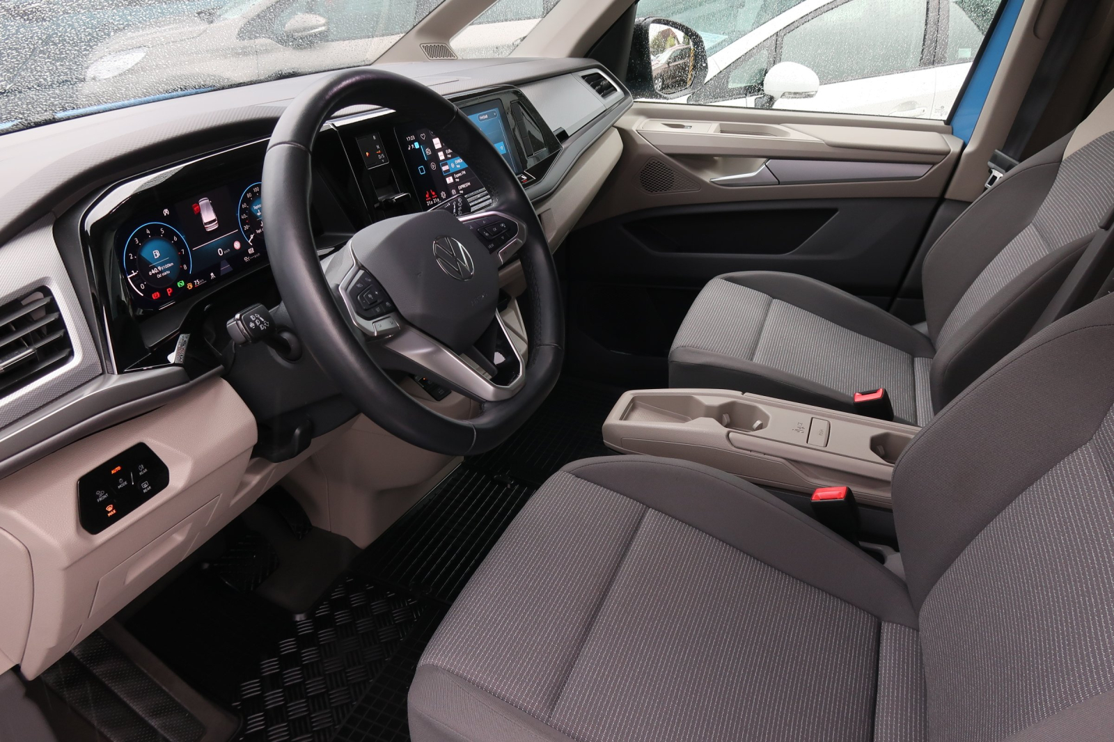 Volkswagen Multivan - 2024