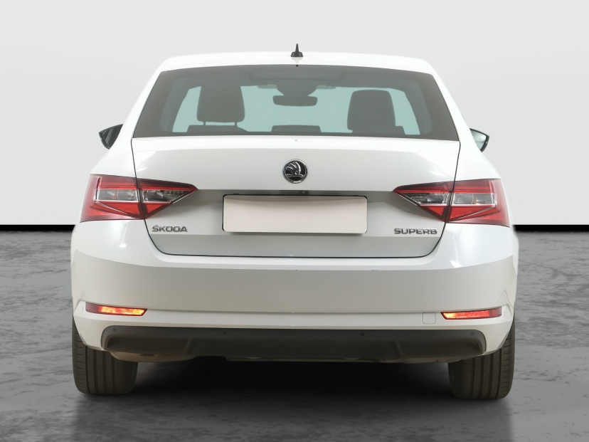 Škoda Superb, 2015