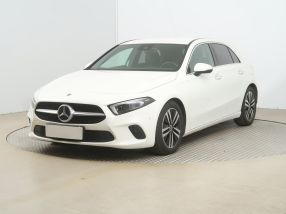 Mercedes-Benz A - 2022