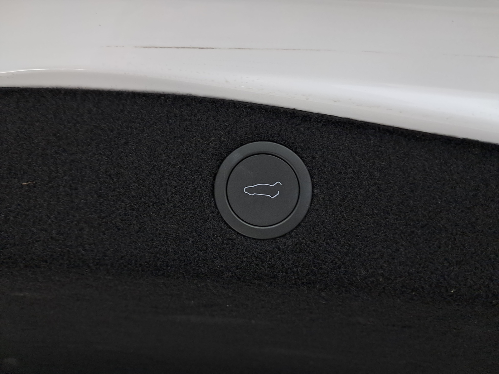 Tesla Model 3 Standard Range Plus – fotografie 28