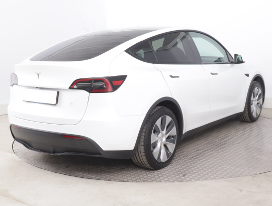 Tesla Model Y RWD LFP 60kWh