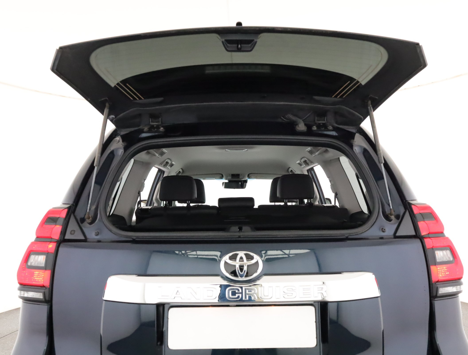 Toyota Land Cruiser - 2023