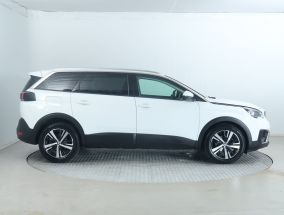 Peugeot 5008 - 2020