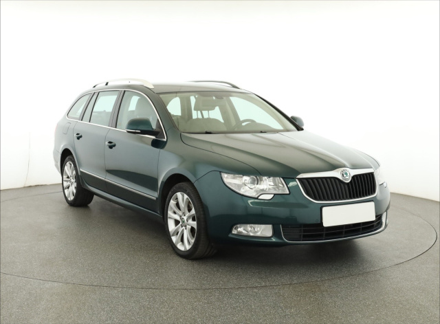 Škoda Superb 2010
