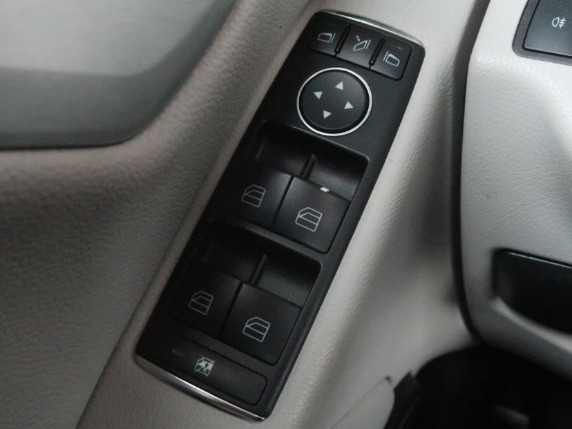 Mercedes-Benz C, 2013