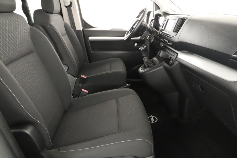 Opel Zafira Life, 2021