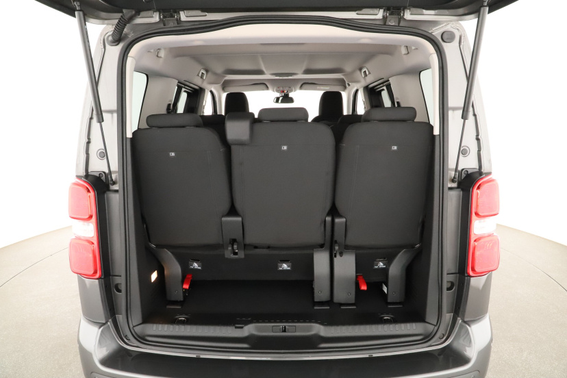 Opel Zafira Life, 2021