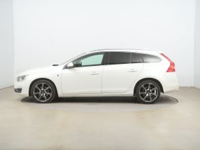 Volvo V60 - 2015