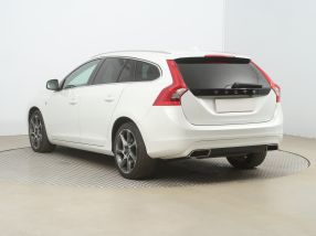 Volvo V60 - 2015