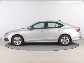 Škoda Octavia - 2023