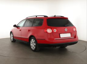 Volkswagen Passat - 2010