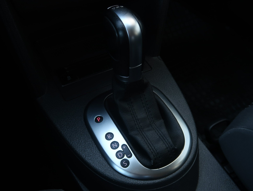 Volkswagen Touran, 2011