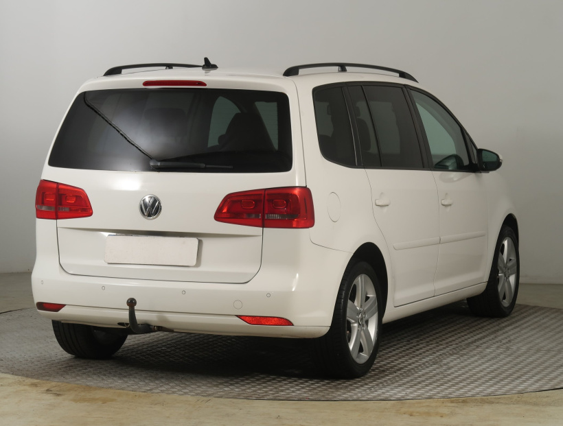 Volkswagen Touran, 2011