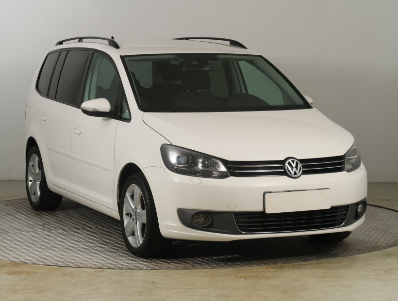 Volkswagen Touran, 2011