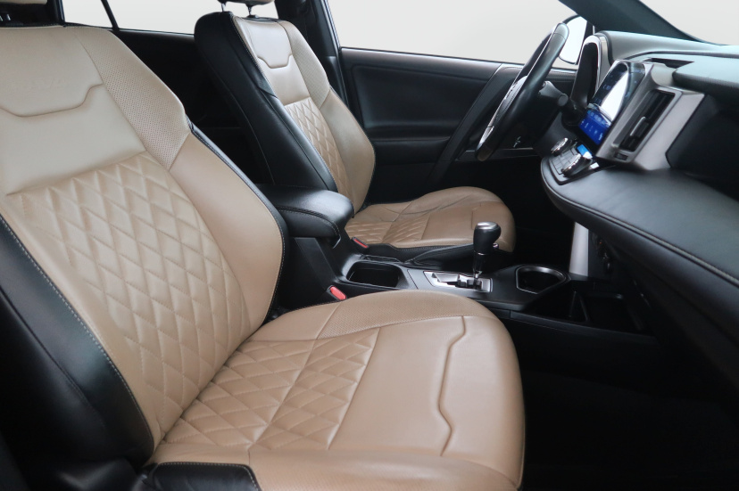 Toyota RAV 4, 2017