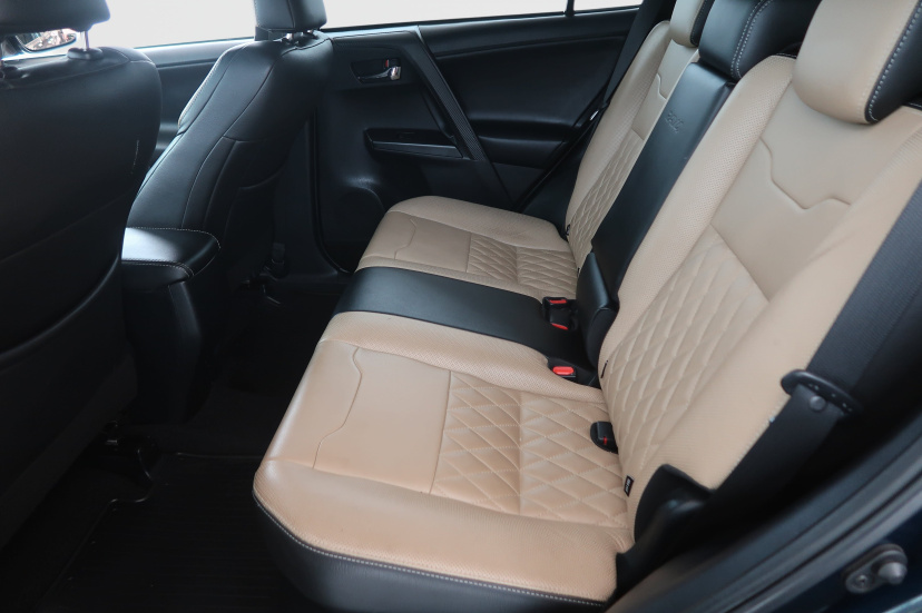 Toyota RAV 4, 2017