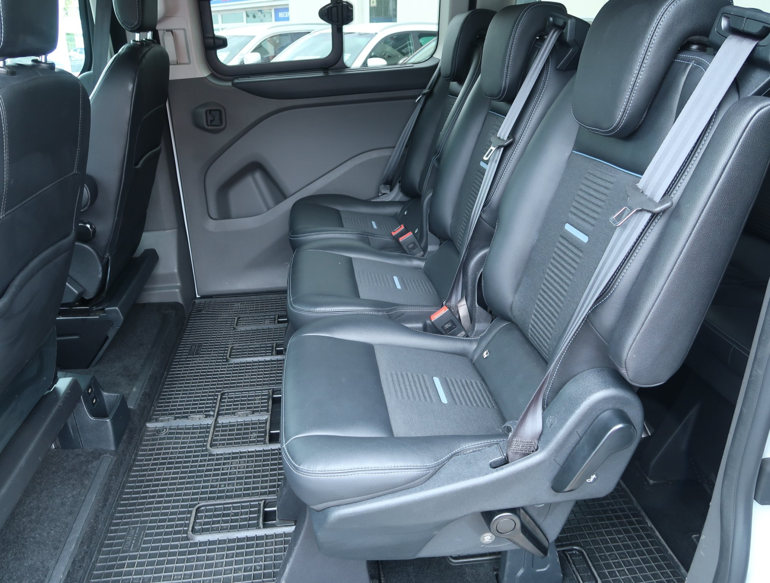 Ford Tourneo Custom - 2023