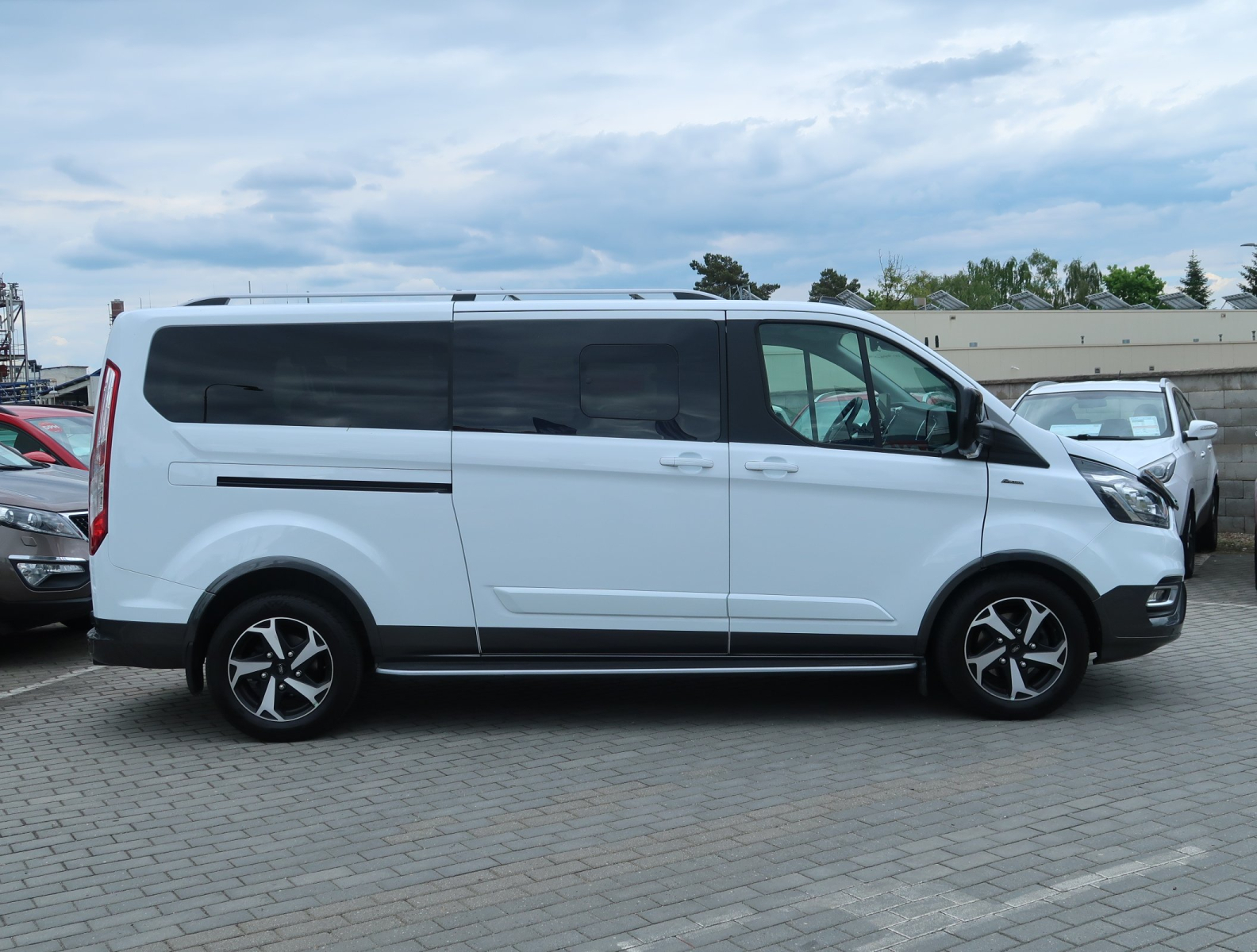 Ford Tourneo Custom - 2023